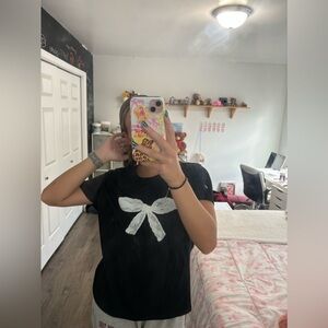 White Lacey Bow - Black Tee